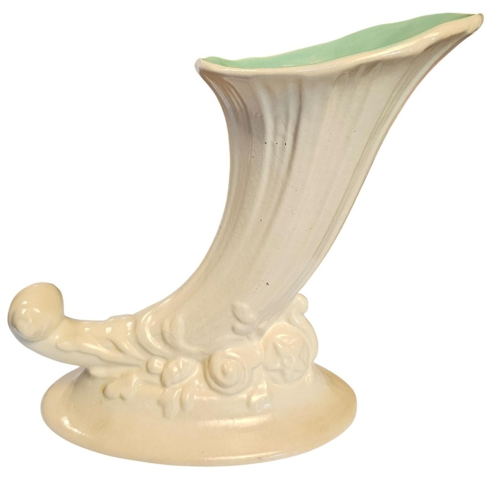 Vintage Red Wing Pottery Cornucopia Vase‎ 413 Ivory and Seafoam Green USA Made